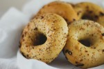 great-low-carb-bread-company-everything-bagels